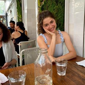 Meet your Posher, Lucy